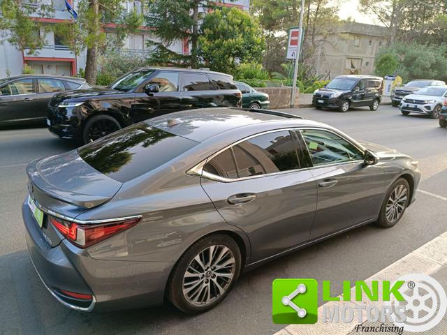 LEXUS ES 300 usata, con Head-up display