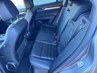 ALFA ROMEO Stelvio usata, con Regolazione elettrica sedili