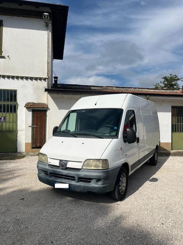 PEUGEOT Boxer usata, con ABS