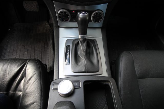 MERCEDES-BENZ C 220 usata, con Controllo trazione