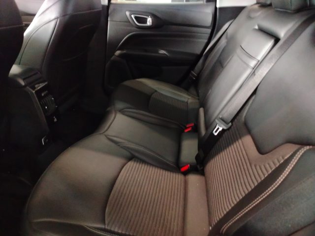 JEEP Compass usata, con Autoradio digitale