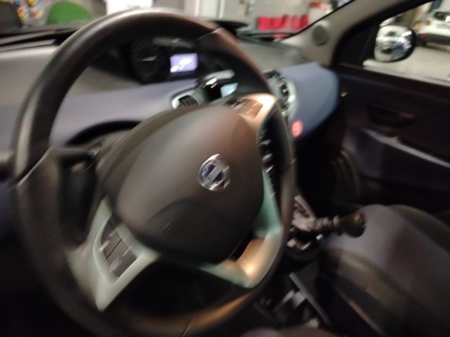 LANCIA Ypsilon usata 19