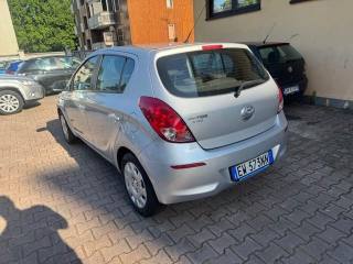 HYUNDAI i20 usata, con Autoradio