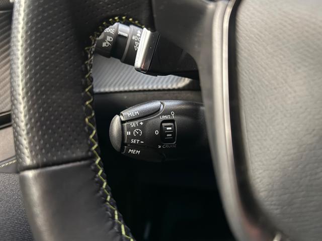 PEUGEOT 2008 usata, con Sedili sportivi