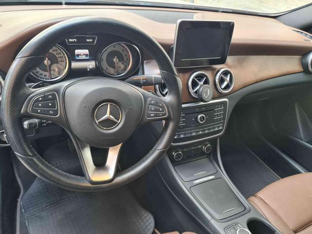 MERCEDES-BENZ GLA 200 usata, con Autoradio