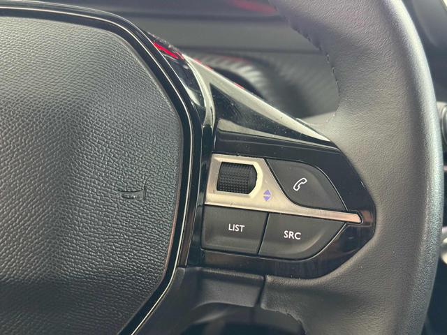 PEUGEOT 2008 usata, con Sensore di luce