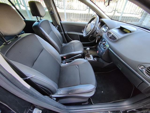 RENAULT Clio usata, con Climatizzatore
