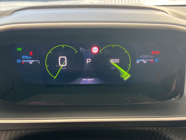 PEUGEOT 2008 usata, con USB