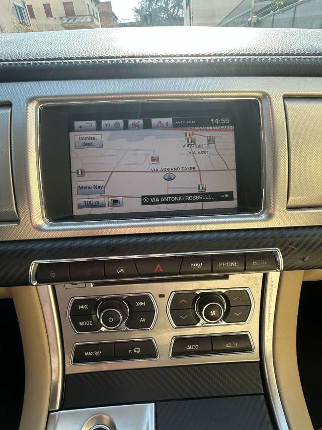 JAGUAR XF usata, con Fari Xenon