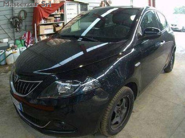 LANCIA Ypsilon usata, con Airbag laterali