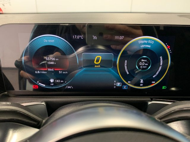 MERCEDES-BENZ GLB 200 usata, con Tetto panorama