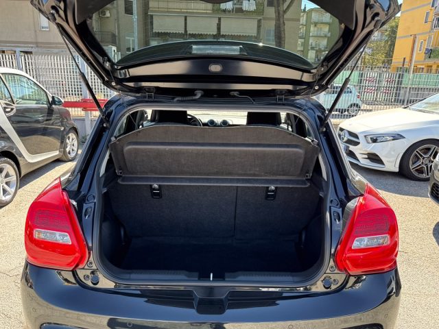 SUZUKI Swift usata, con Autoradio