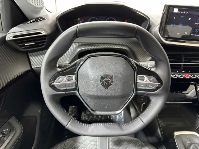 PEUGEOT 208 usata, con Airbag testa