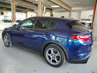 ALFA ROMEO Stelvio usata, con Autoradio digitale
