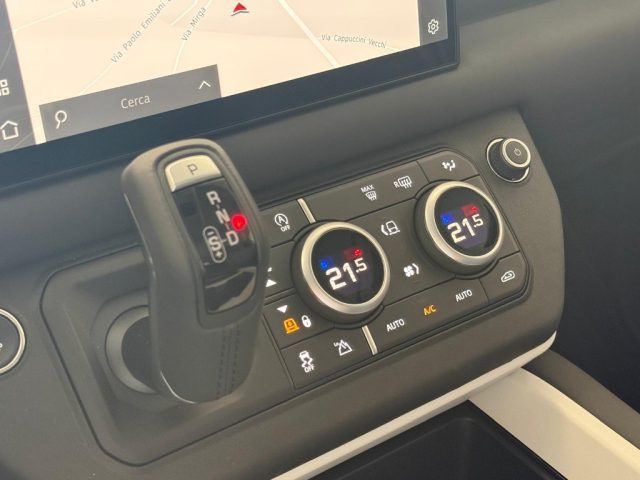 LAND ROVER Defender usata, con Regolazione elettrica sedili