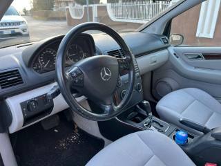 MERCEDES-BENZ A 200 usata, con Airbag