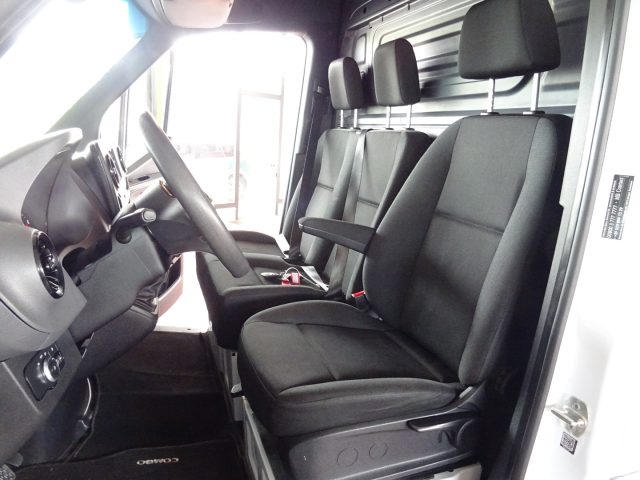 MERCEDES-BENZ Sprinter usata, con Autoradio digitale