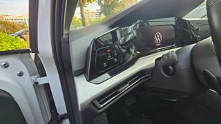 VOLKSWAGEN Golf usata, con Touch screen