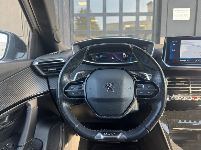 PEUGEOT 2008 usata, con Cruise Control