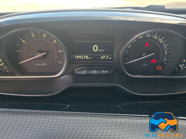 PEUGEOT 2008 usata, con Fendinebbia