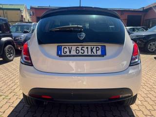 LANCIA Ypsilon usata, con Chiusura centralizzata