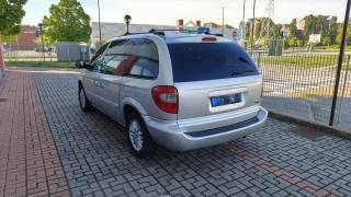 CHRYSLER Voyager usata, con Airbag laterali