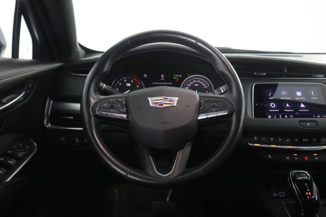 CADILLAC XT4 usata 5
