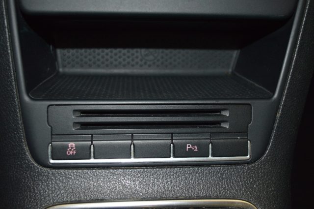 VOLKSWAGEN Golf Plus usata, con Sedile posteriore sdoppiato