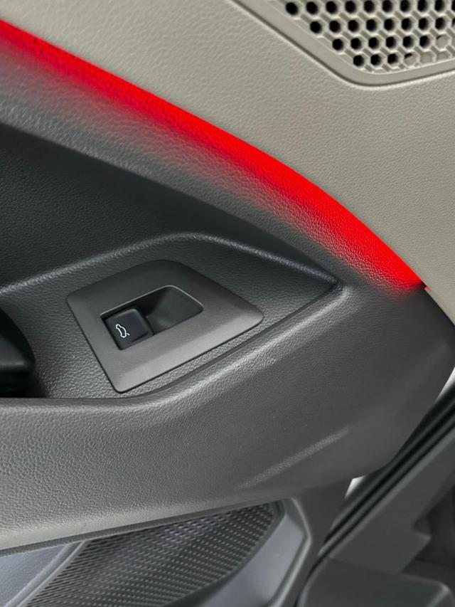 VOLKSWAGEN Multivan usata, con Sistema di navigazione