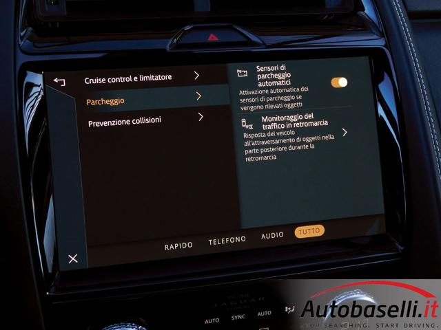 JAGUAR E-Pace usata, con Hill holder