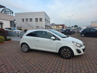 OPEL Corsa usata, con Airbag Passeggero