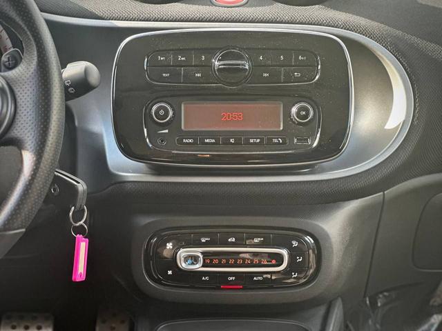SMART ForFour usata, con Bluetooth