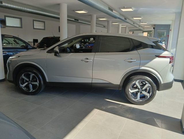 NISSAN Qashqai usata, con Controllo elettronico della corsia