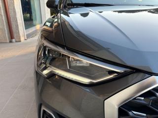 AUDI Q3 usata, con Sensori di parcheggio anteriori
