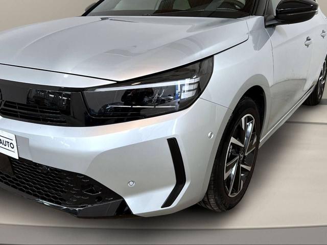 OPEL Corsa usata, con Autoradio digitale