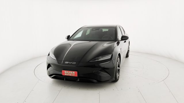 BYD Seal usata, con Vivavoce