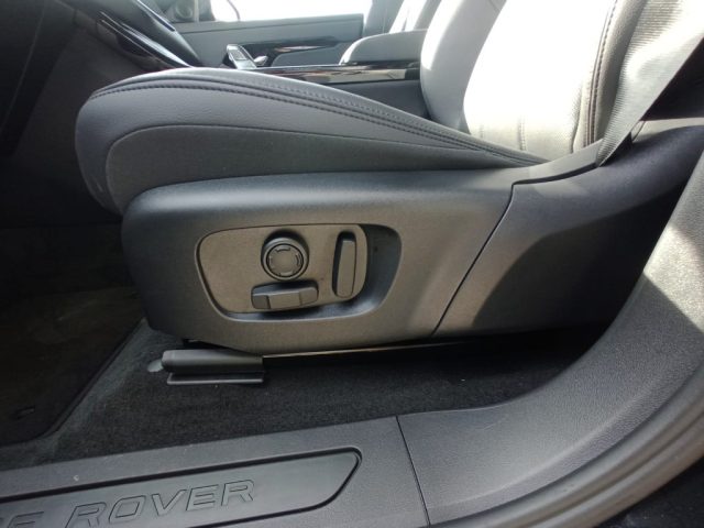 LAND ROVER Range Rover Evoque usata, con USB