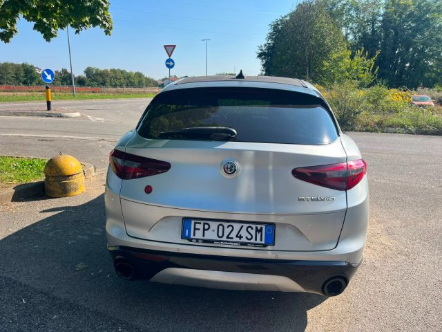 ALFA ROMEO Stelvio usata, con Cerchi in lega