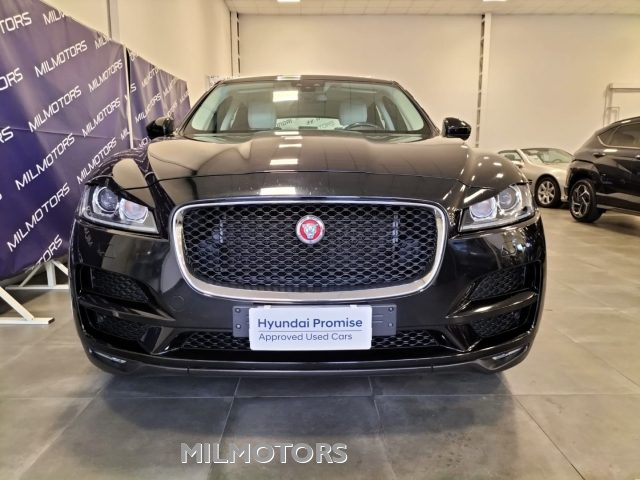 JAGUAR F-Pace usata, con Airbag