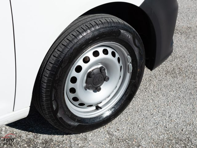 VOLKSWAGEN Caddy usata 23