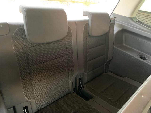VOLKSWAGEN Touran usata, con Sedile posteriore sdoppiato