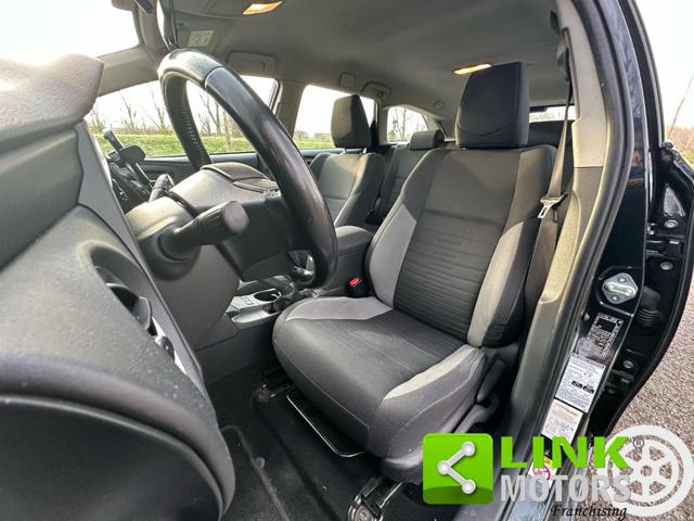 TOYOTA Auris usata, con Boardcomputer