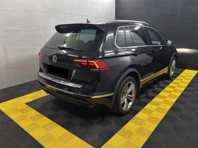 VOLKSWAGEN Tiguan usata, con Airbag Passeggero
