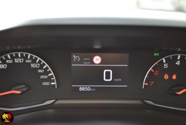 PEUGEOT 208 usata, con Frenata d