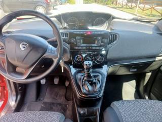 LANCIA Ypsilon usata, con Autoradio digitale