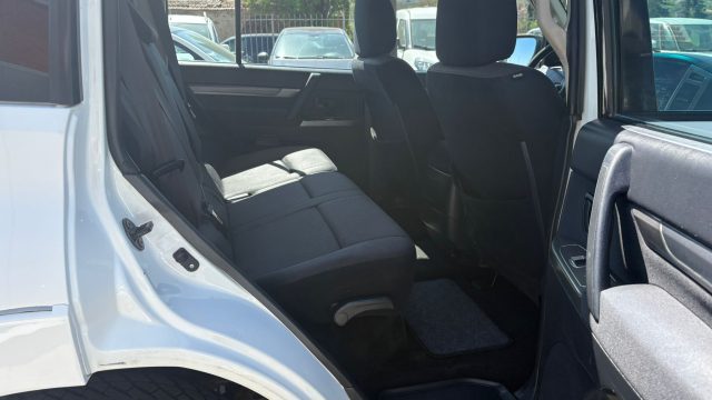MITSUBISHI Pajero usata, con Bracciolo