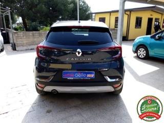 RENAULT Captur usata, con Autoradio