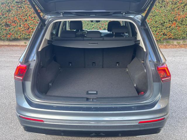 VOLKSWAGEN Tiguan Allspace usata, con ESP