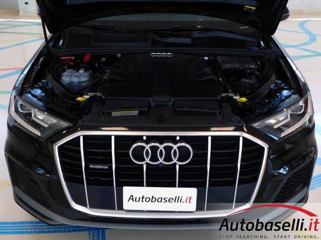 AUDI Q7 usata, con USB