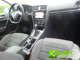 VOLKSWAGEN Golf usata, con Luci diurne LED